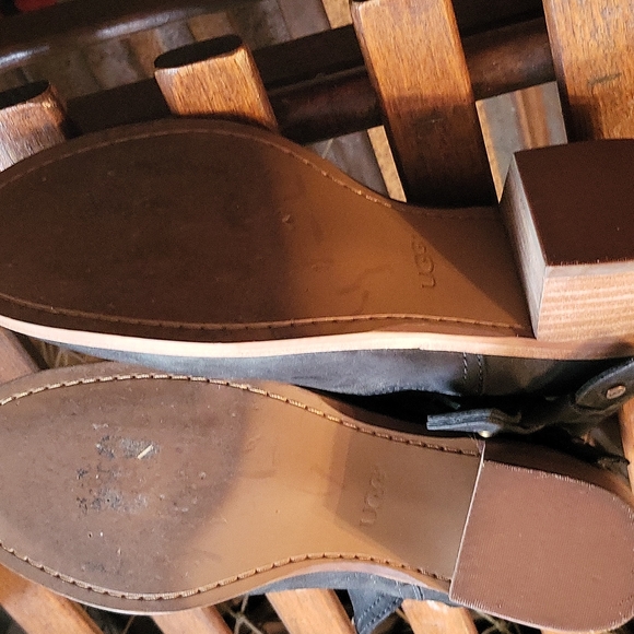 Ugg boots - Picture 3 of 3